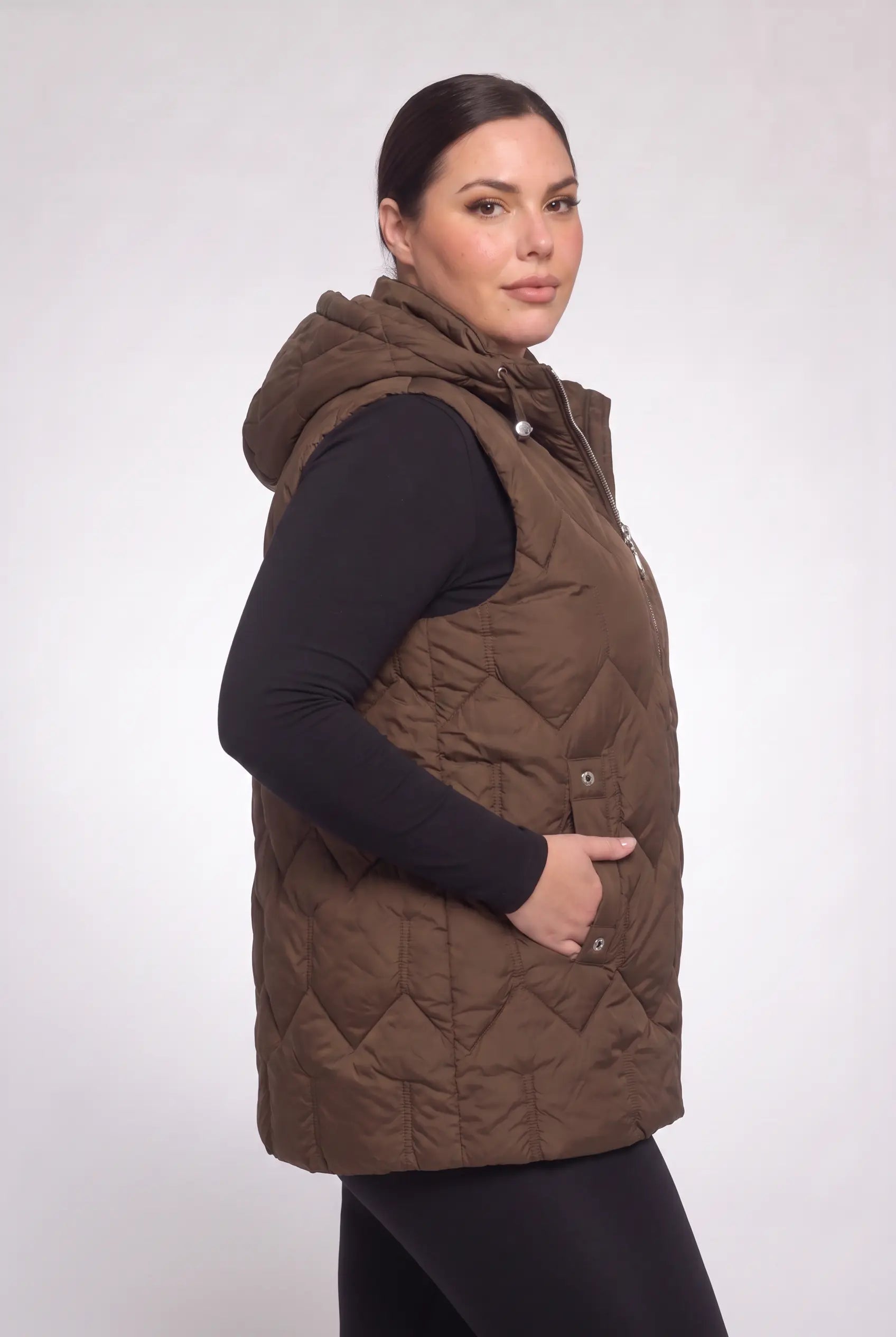 Kamizelka bezrękawnik pikowany z kapturem plus size 3XL-7XL