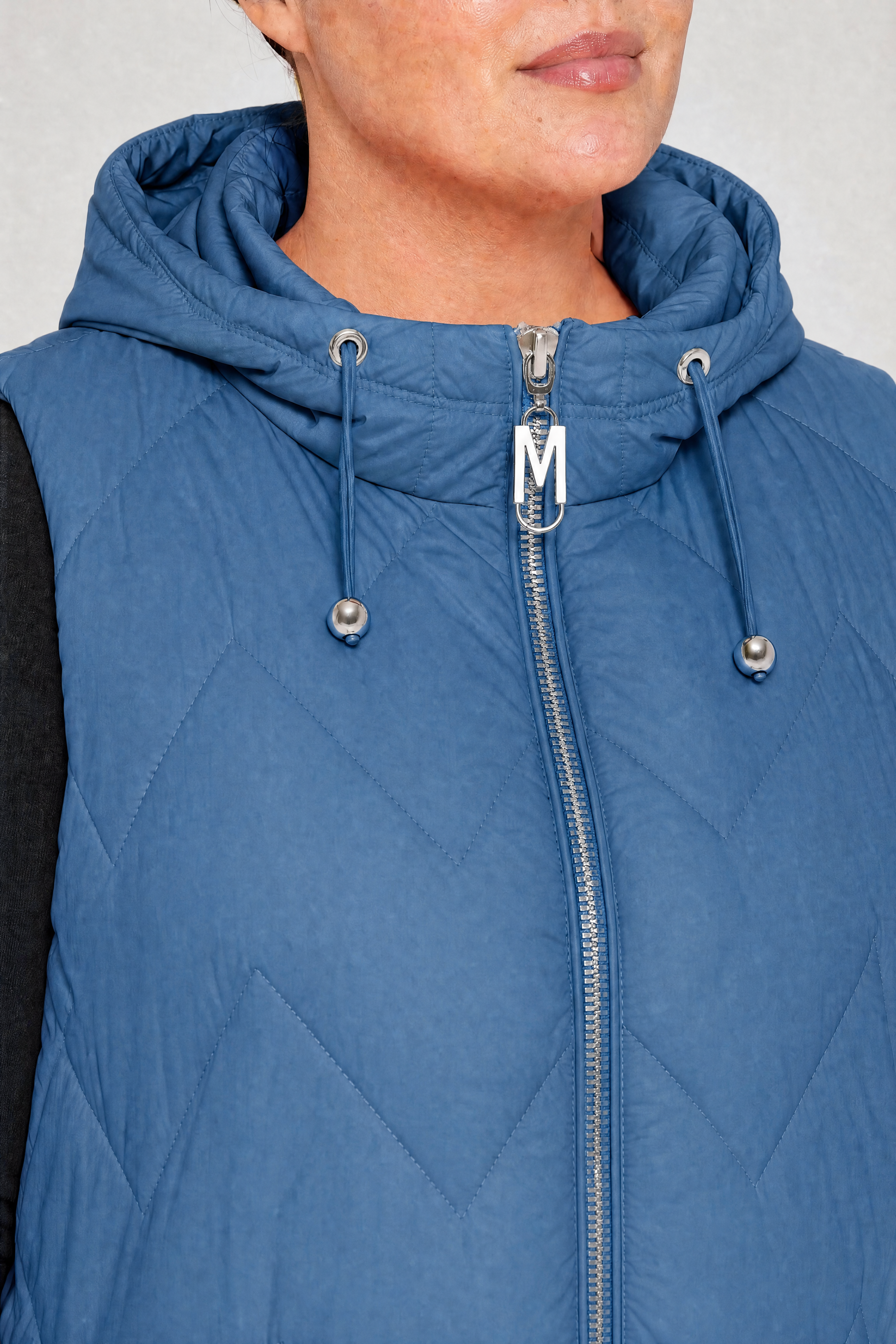 Kamizelka damska długa pikowana duże rozmiary 3XL 4XL 5XL 6XL 7XL