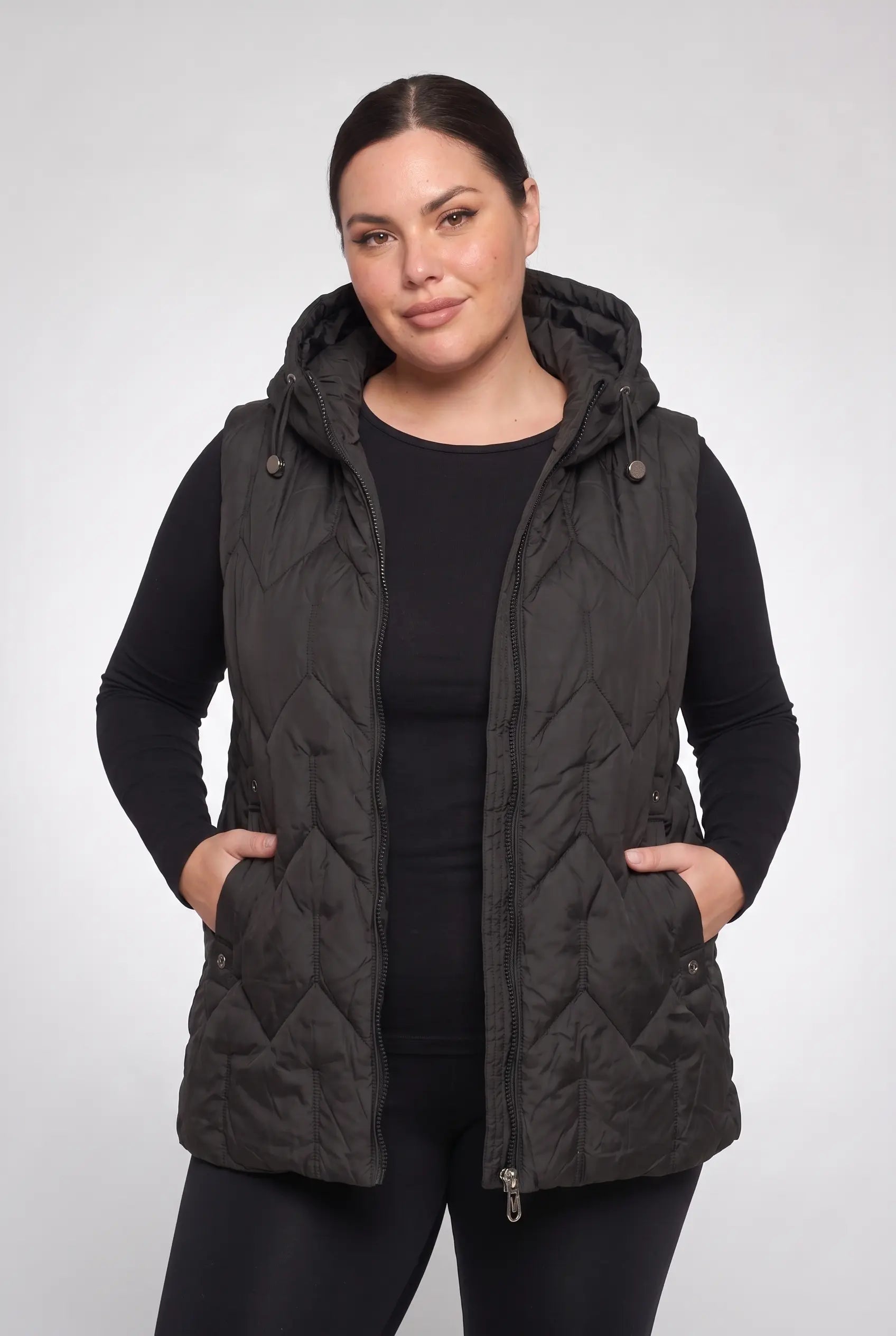 Kamizelka bezrękawnik pikowany z kapturem plus size 3XL-7XL