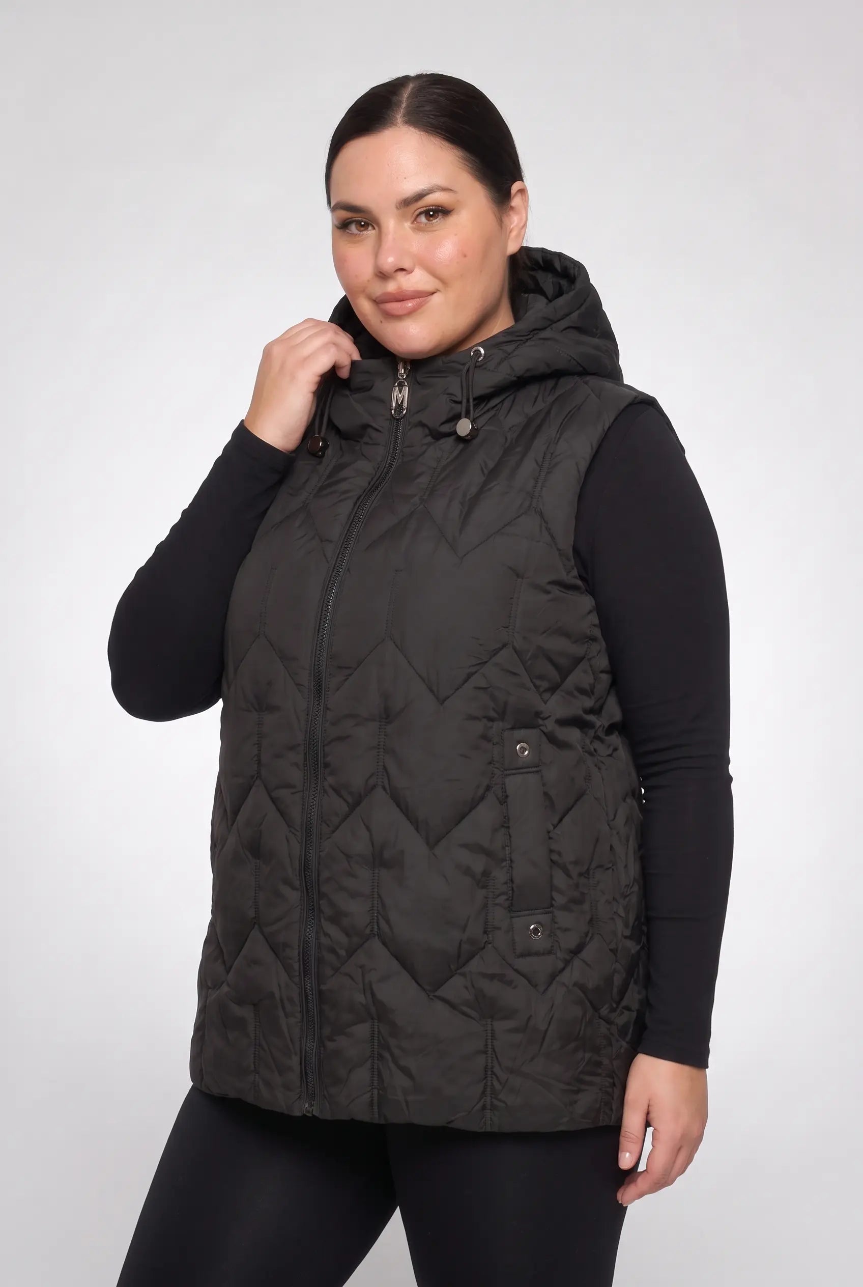 Kamizelka bezrękawnik pikowany z kapturem plus size 3XL-7XL