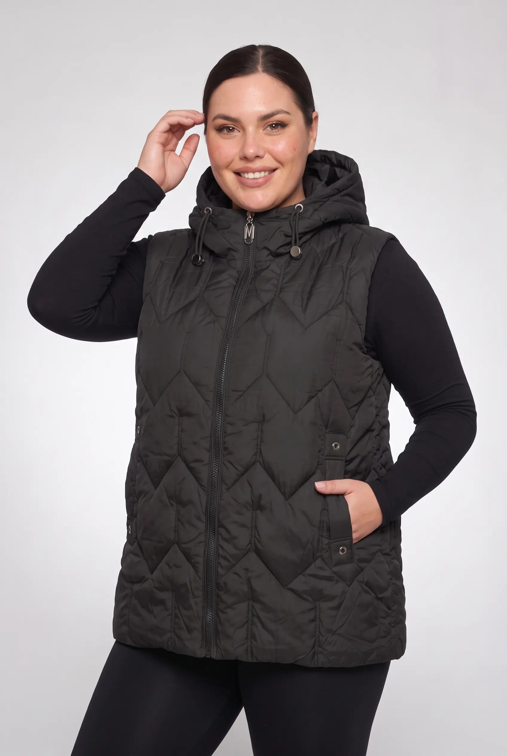 Kamizelka bezrękawnik pikowany z kapturem plus size 3XL-7XL