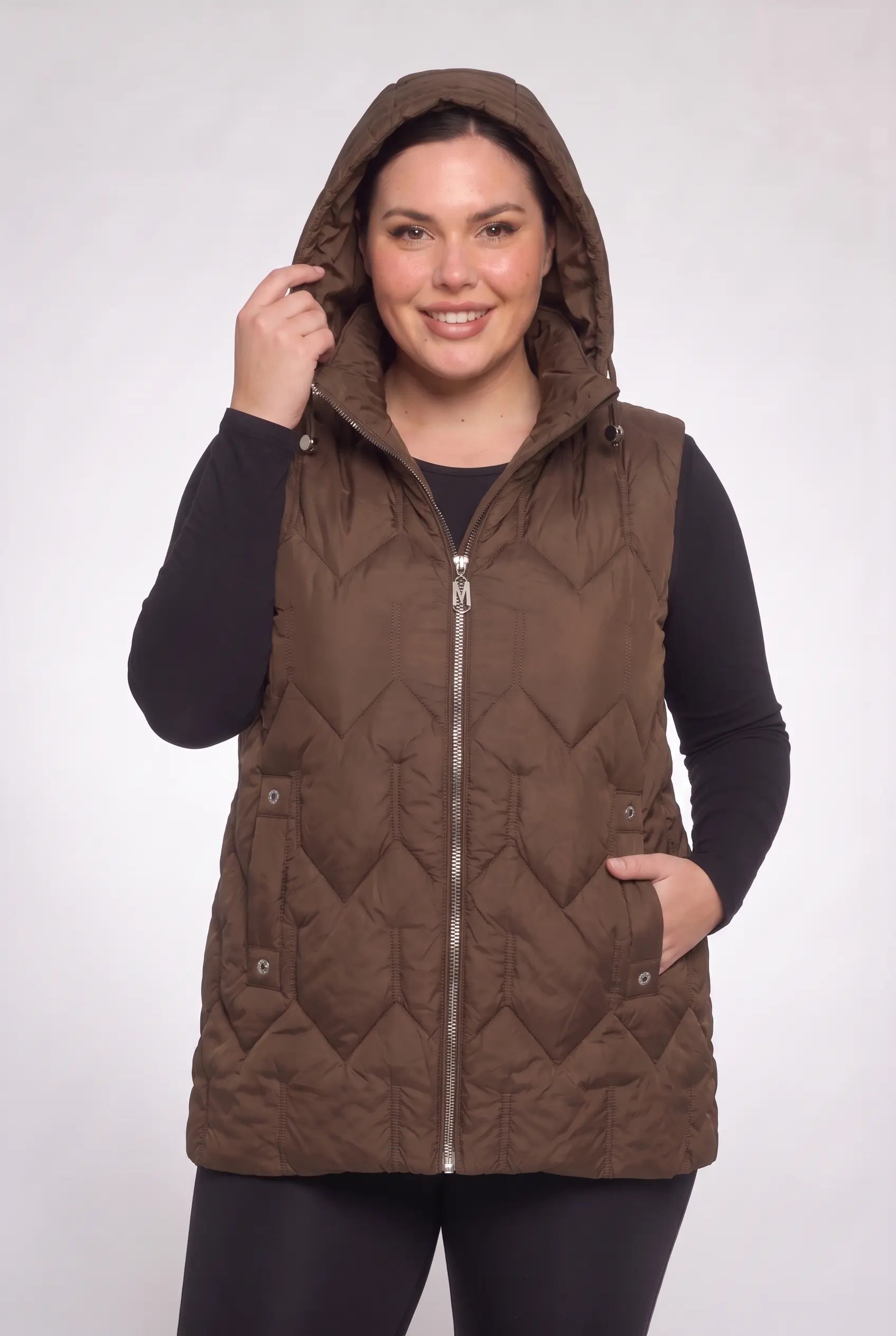 Kamizelka bezrękawnik pikowany z kapturem plus size 3XL-7XL