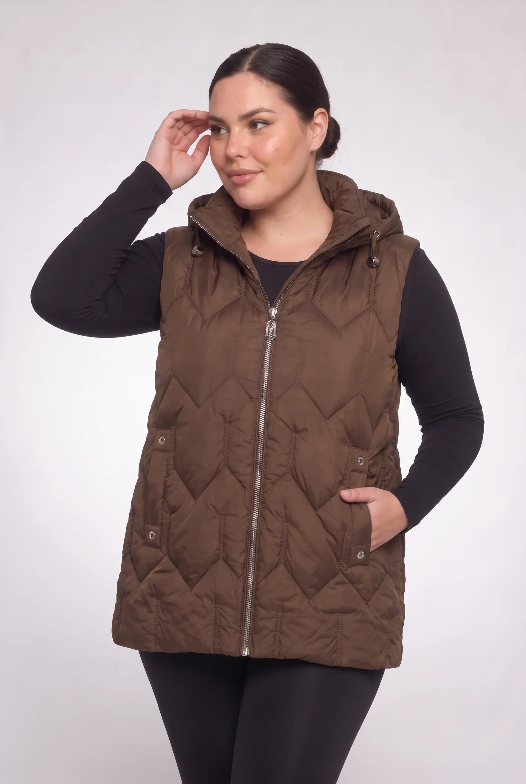 Kamizelka bezrękawnik pikowany z kapturem plus size 3XL-7XL