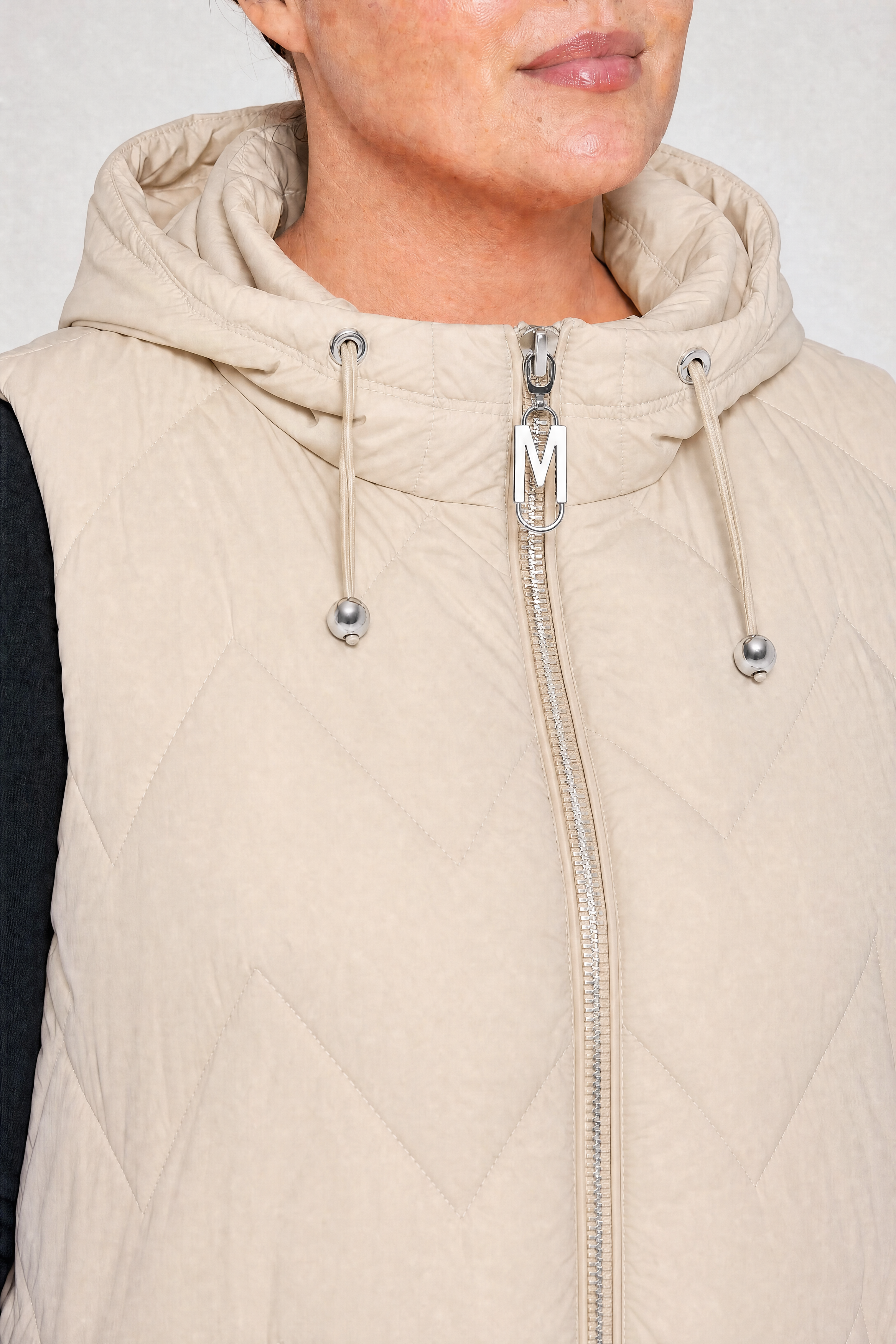 Kamizelka damska długa pikowana duże rozmiary 3XL 4XL 5XL 6XL 7XL